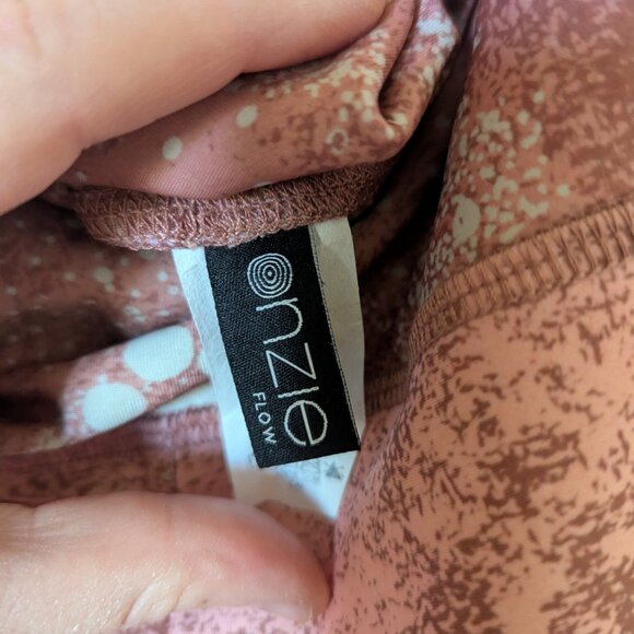 Onzie celestial pink legging xl - Picture 4 of 4